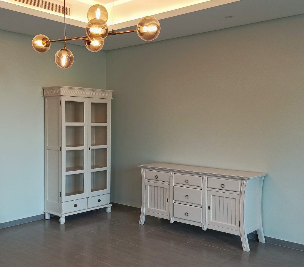 Repainting furniture in dubai